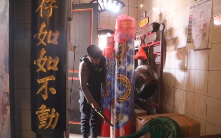 Polres Pelabuhan Tanjungperak Siagakan Personel Amankan Klenteng