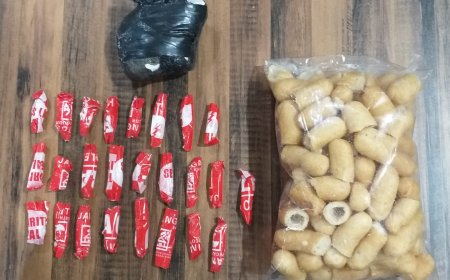 Polrestabes Surabaya Amankan Dua Pengedar, 109 Gram Sabu dan 2.000 Pil LL Disita