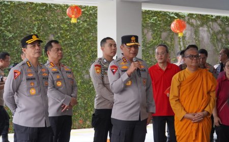 Jogo Jawa Timur : Kapolda Jatim Tinjau Perayaan Imlek di Vihara Buddayana Surabaya   