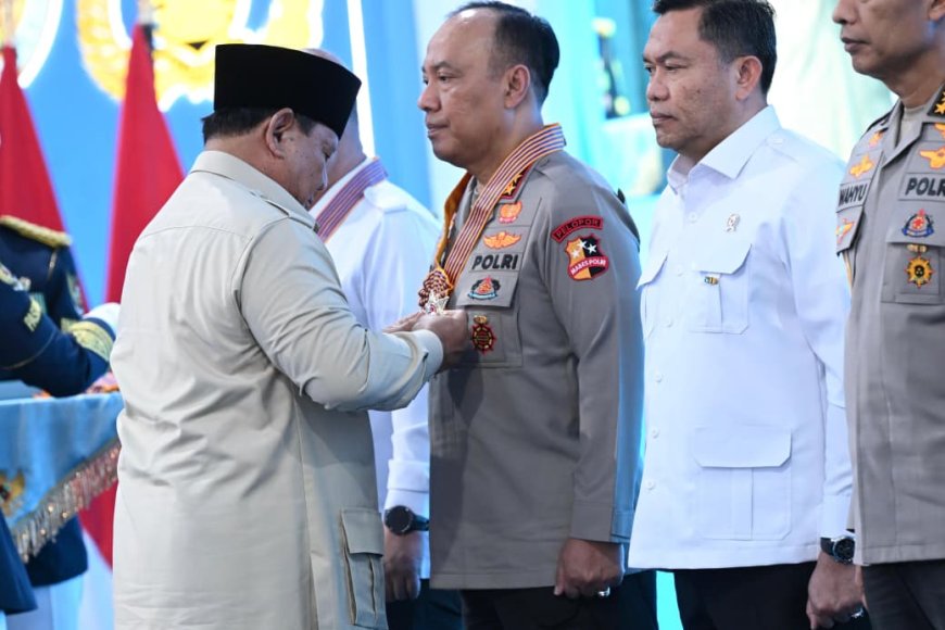 Presiden Prabowo Kukuhkan 70 Tokoh Gizi dan Ketahanan Pangan