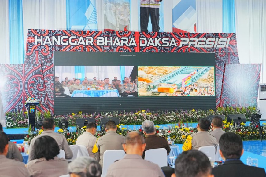 Infrastruktur Darurat di Sumbar, Kapolri Lakukan Monitoring