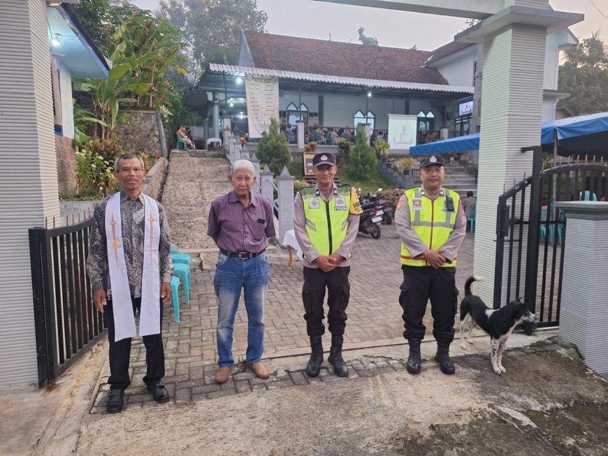 Polres Malang Kerahkan Personel untuk Pengamanan Gereja